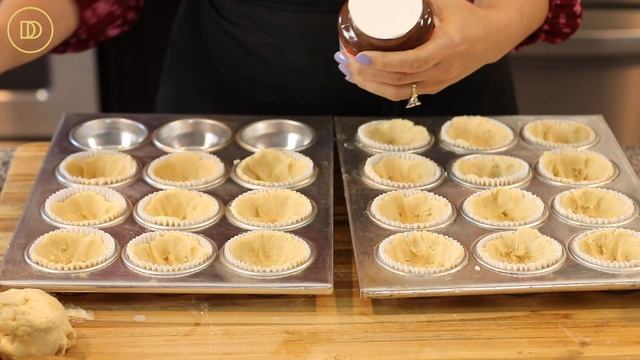 Mini Holiday Pies: Nutella & Pumpkin Filled смотреть онлайн