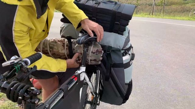 Велорюкзак-штаны Universal Velo ВидеоИнструкция (1)