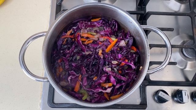 Борщ из красной капусты смотреть онлайн