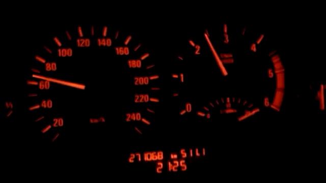 BMW E46 330d touring manual, acceleration 50-130 km/h, third gear смотреть онлайн