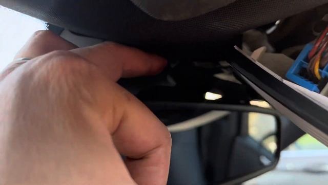 Comment débloquer toit ouvrant/panoramique coincé Mercedes смотреть онлайн
