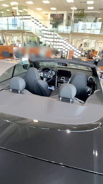 2023 BMW M8 Competition Cabriolet смотреть онлайн