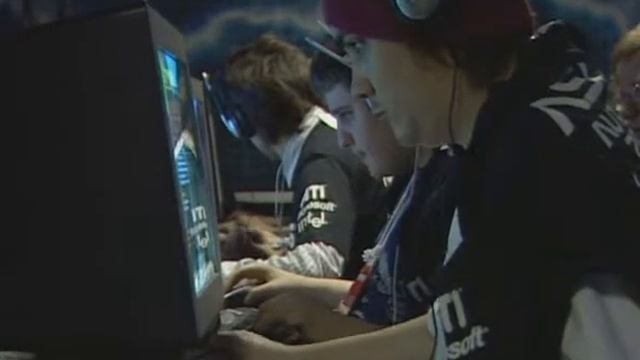 ASUS Autumn 2005 CyberSport TV смотреть онлайн