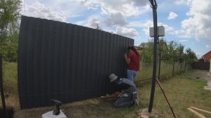 Как ЛЕГКО сделать ГЛУХОЙ забор между соседом своими руками. Процесс от А до Я