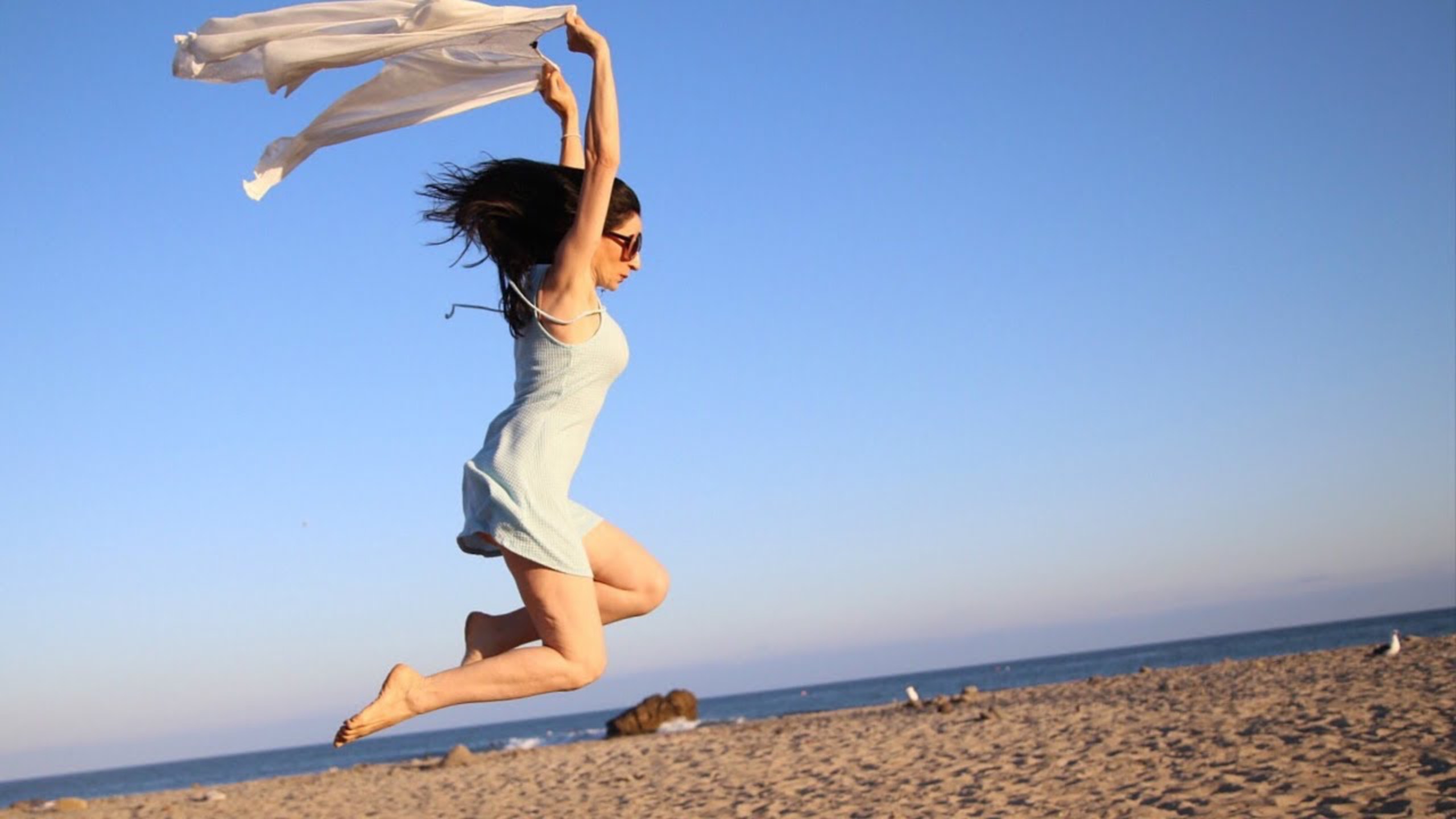 Бледная Луна - Pale Moon - Գունատ Լուսին - Эгине - Heghineh Music 2001 смотреть онлайн