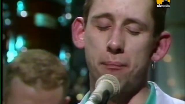 The Dubliners & The Pogues - Irish Rover Live in 1987 смотреть онлайн