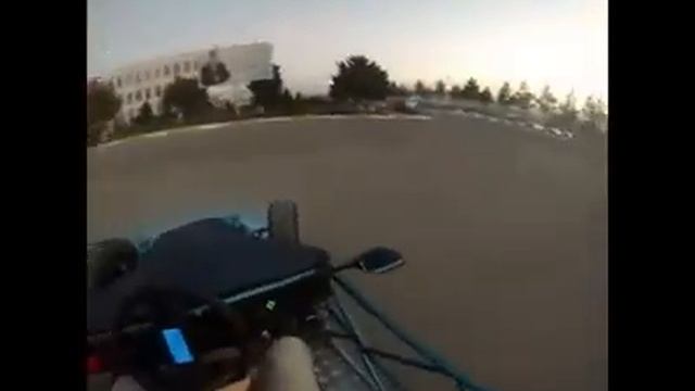 Qafqaz tələbələrinin hazırladığı maşının Test Drive videosu. Mütləq izləyin смотреть онлайн