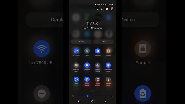 Verbindung via Screen Mirroring zu Epson Beamern смотреть онлайн