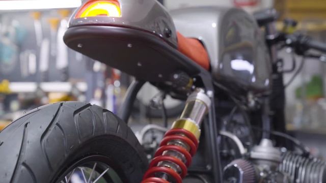 Visita a un experto de la customización - UFO Garage. BMW Motorrad Conectados 2020 смотреть онлайн