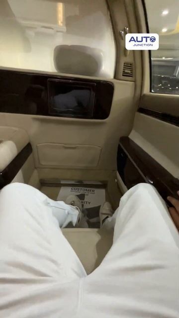 Mercedes Maybach 62 इतनी प्रीमियम कार OMG! #mercedes #maybach #shorts смотреть онлайн