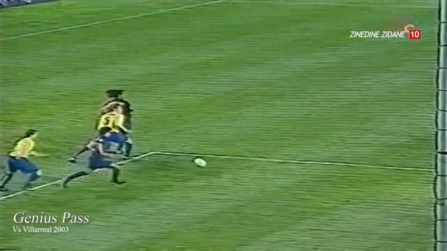 Even Ronaldinho Fans Can't Believe How Smart These Skills Are смотреть онлайн