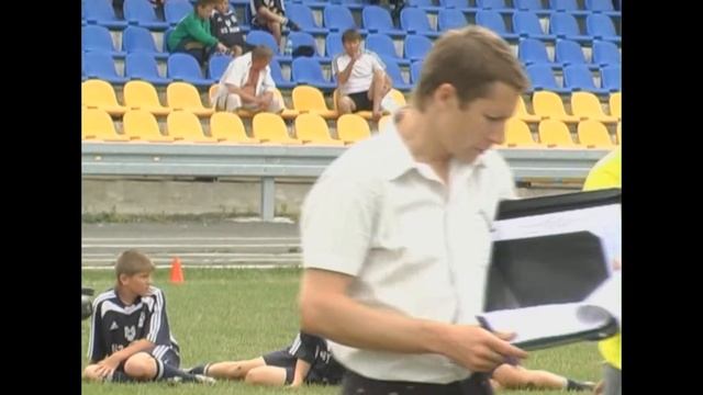 Шкіряний мяч смотреть онлайн