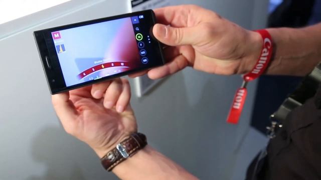 1-tolline pildisensor nutitelefonis - Panasonic Lumix CM-1 Photokina 2014 fotomessil смотреть онлайн