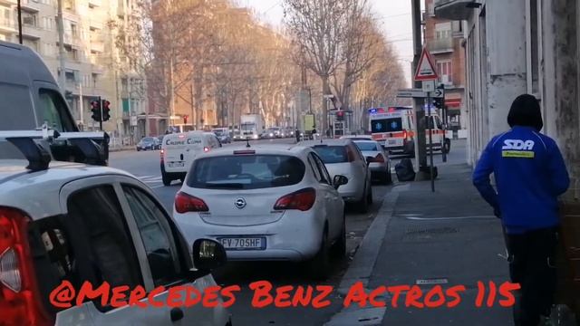 Ambulanza Croce Reale Venaria (sez. Robassomanero) in sirena смотреть онлайн