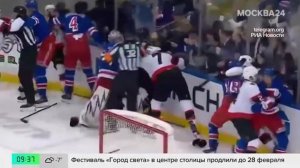 Хоккеисты Ткачук и Шестеркин столкнулись на арене в Нью-Йорке