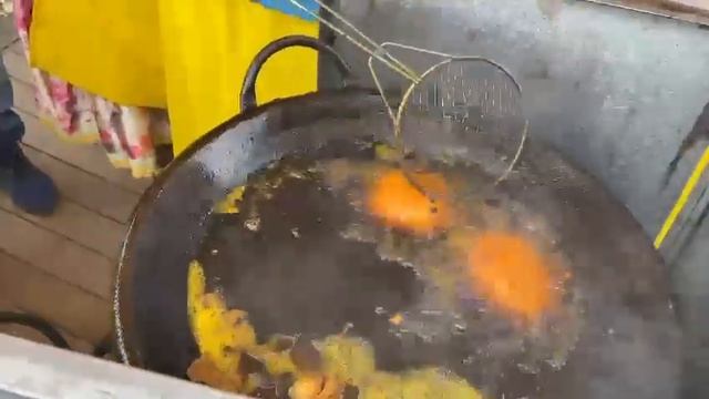 Manoel Gomes Caneta Azul Acarajé em Salvador Bahia e uma delícia 😋 смотреть онлайн