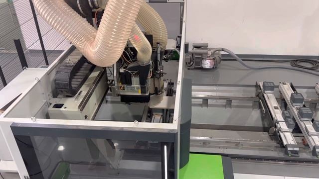 Clic furniture on Biesse 5-axis ROVER A1532: tongue side смотреть онлайн