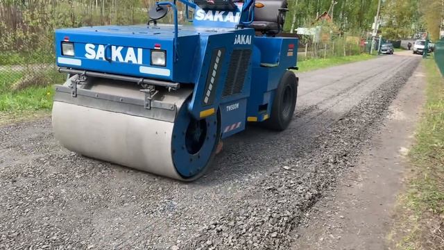 Асфальтовая крошка, укладка и укатка. смотреть онлайн
