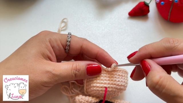 Mini Pin Up, muñequita amigurumi смотреть онлайн