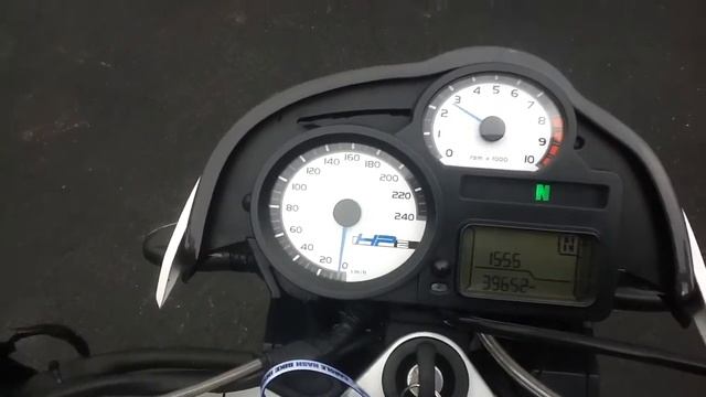 BMW HP2 Megamoto walk around смотреть онлайн
