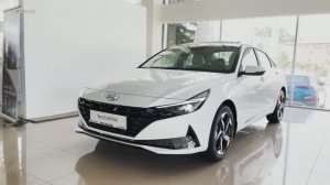Hyundai Elantra 2022 - Интерьер и Экстерьер
