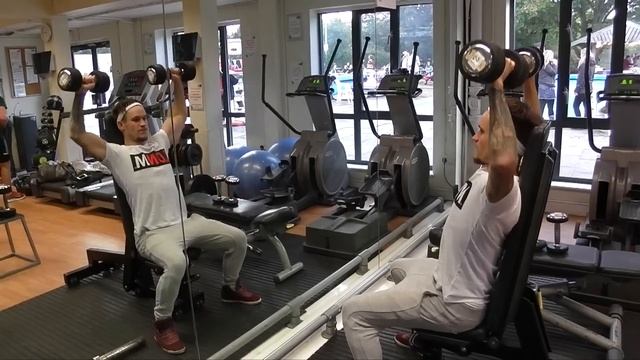 LDNM TV - 2 Shoulder Sessions with TGE & Paul Wallace смотреть онлайн