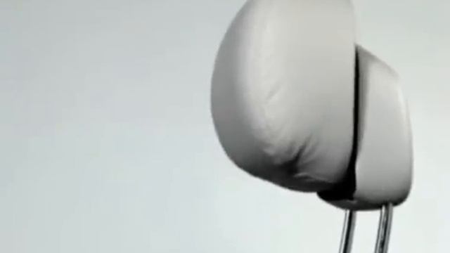 Mercedes-Benz Active Front Head Restraints смотреть онлайн