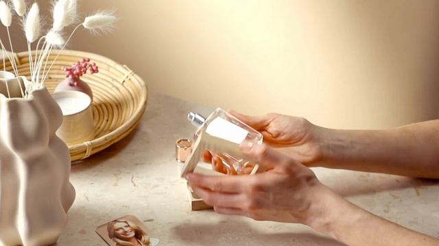 CÓMO REUTILIZAR TU PERFUME SIGNATURE PARA ELLA I ORIFLAME ESPAÑA смотреть онлайн