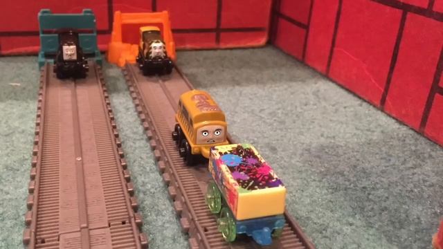 Thomas Mini Short - COMPILATION смотреть онлайн