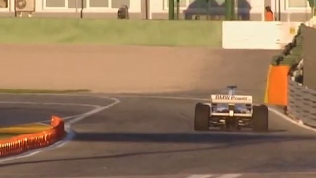 Alex Zanardi testing a BMW Sauber F1 car At Valencia in 2006 смотреть онлайн