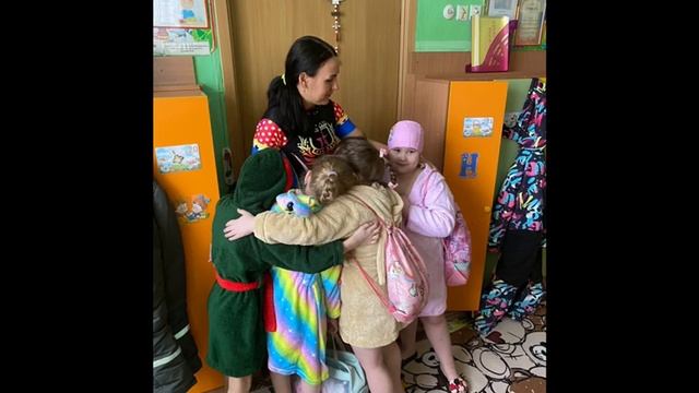 21 января «День объятий» смотреть онлайн