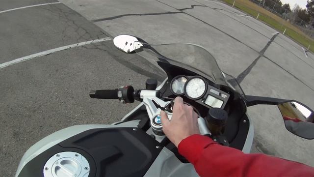K1300S walk around 3 in HD.MP4 смотреть онлайн