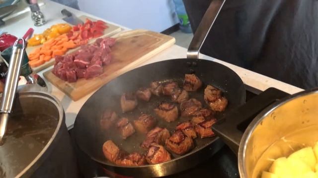 Гуляш смотреть онлайн