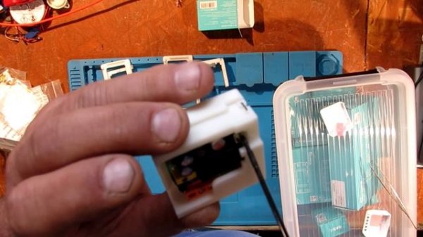 Sonoff mini R4 extreme pogo pin progra #1