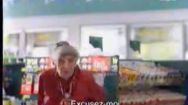 Senior shopping at Caltex in Australia смотреть онлайн