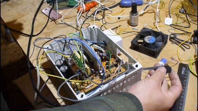 Инкубатор для пчеловодства и не только. Часть первая. Блок управления. смотреть онлайн