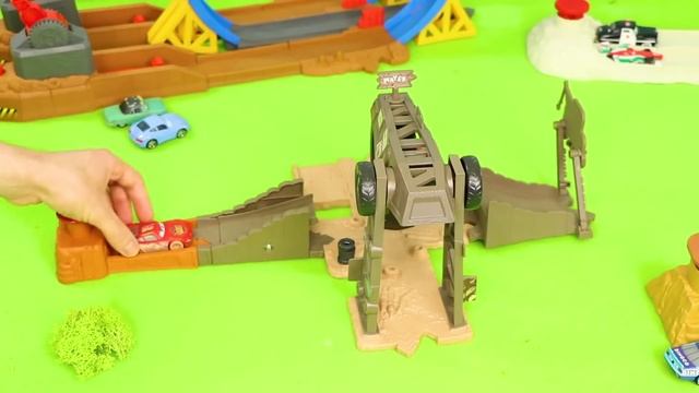 Tente de jeu pour voitures смотреть онлайн
