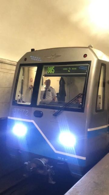 Парад поездов метро в Москве 2022 год. смотреть онлайн