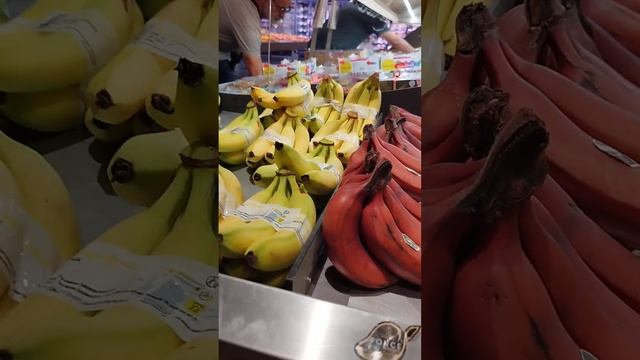At the supermarket "Grand Frais" / в супермаркете "Большая клубника" 🍓 смотреть онлайн