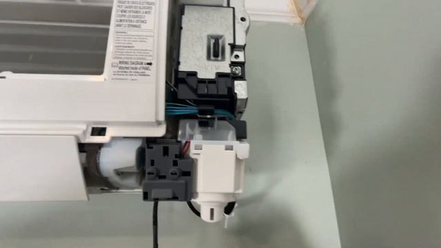 Installing Wi-Fi adapter on Mitsubishi mini-split heat pump Part# PAC-USWHS002-WF-2 смотреть онлайн