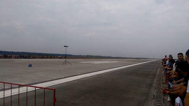 Drag Racing Arad - E30 vs M5 смотреть онлайн