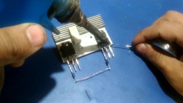 C5198 & A1941 DIY Powerfull Amplifier.Ultra Bass using Transistor C5198 A1941. dc 12v смотреть онлайн
