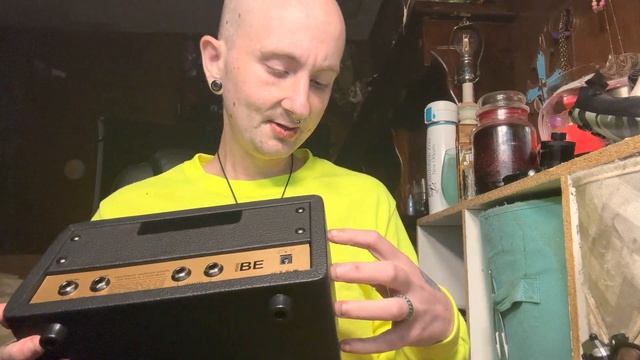 Friedman Be Mini 30W Amp Head Unboxing! смотреть онлайн