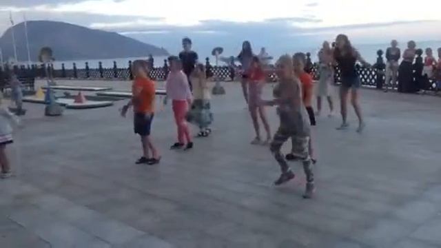 Ай Даниль Лето 2015 зарядка смотреть онлайн