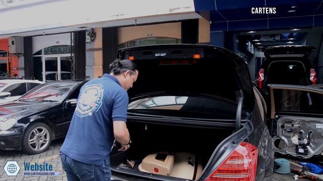 SUARA AUDIONYA BAGUS LAGI.....GANTI SPEAKER DI MERCEDES BENZ W221 S350...? #CartensStyle смотреть онлайн