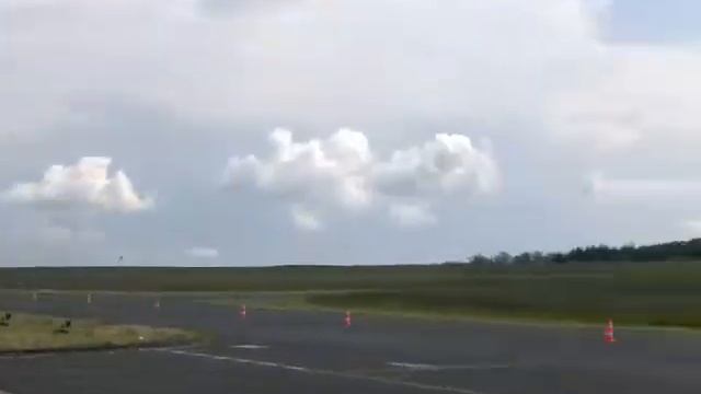 bitburg may 2012 5 race compilation chevyII 10 58,9 4sec mustangV11sec golfII, 10 8sec escortV12 5s смотреть онлайн