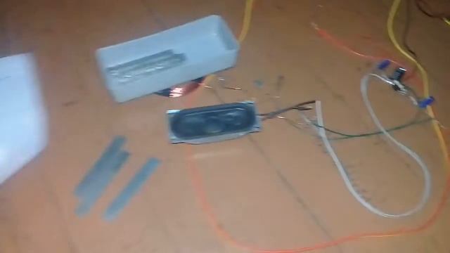 Metal နှင့် non metal အား ခွဲခြားနိုင်သော metal detector смотреть онлайн
