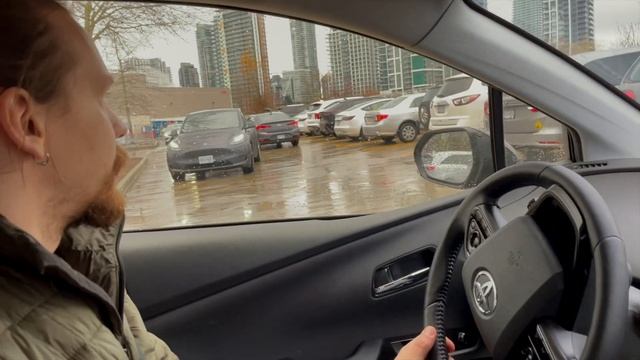 ПОЛУЧИЛ ПРАВА В КАНАДЕ - Берём каршеринг, едем в Costco смотреть онлайн