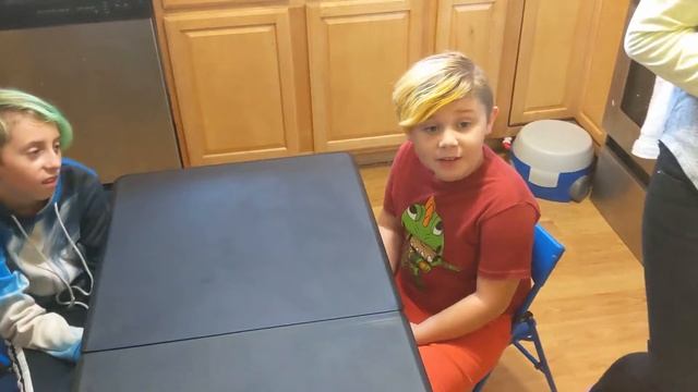 Alphamisfits VS Zoku Dino Popsicle Molds! ( THESE WERE DINO-MITE! ) смотреть онлайн