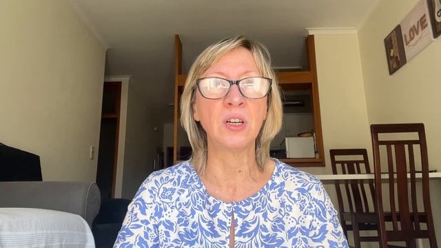 Адамян Эдик/Гуля, заткни ей рот!Защити своих родителей от бешеной макаки! На кого ты променяла мать смотреть онлайн